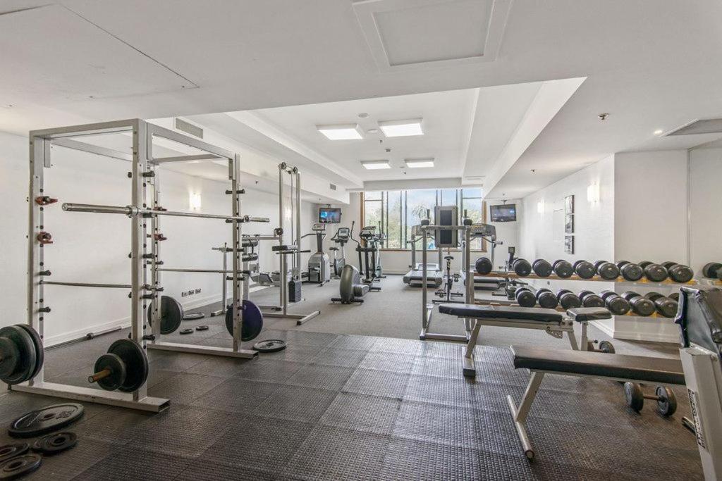 Art-deco glam - best part of CBD - Resim 40