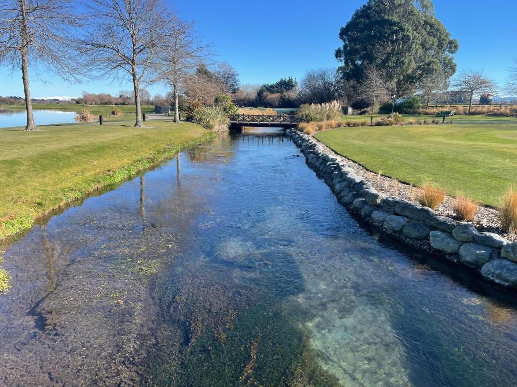 Clearwater Golf Resort - Entire Luxury Home - Resim 40
