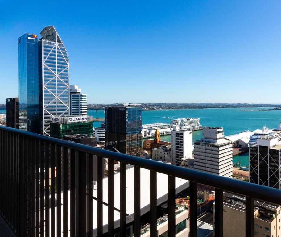 Auckland Harbour Suites - Resim 26