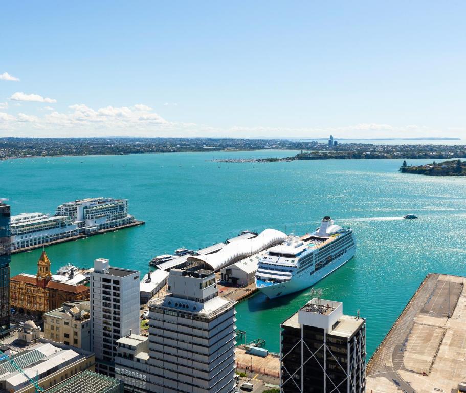 Auckland Harbour Suites - Resim 6