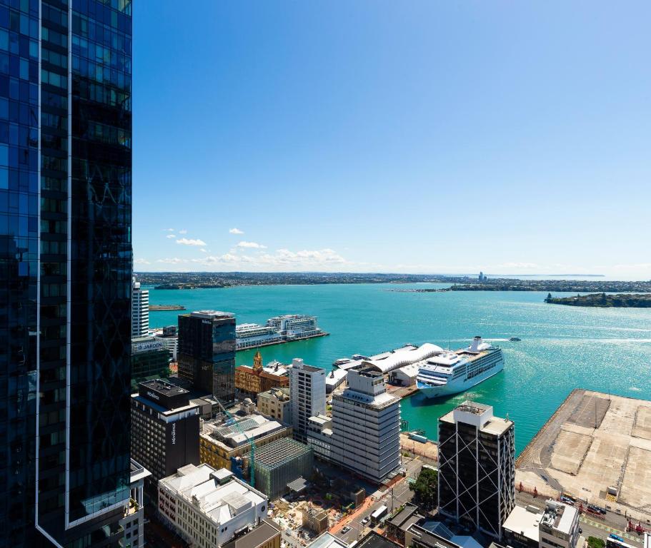 Auckland Harbour Suites - Resim 40