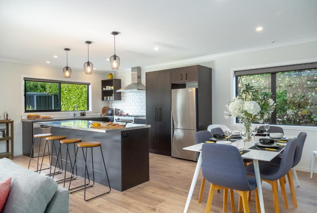 Forty-Five - Resim 1