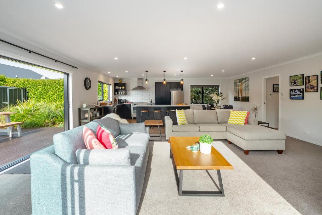 Forty-Five - Resim 6