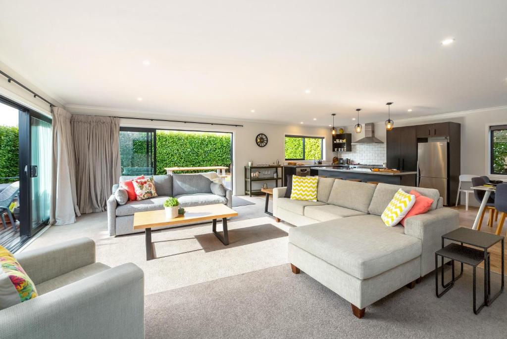 Forty-Five - Resim 19