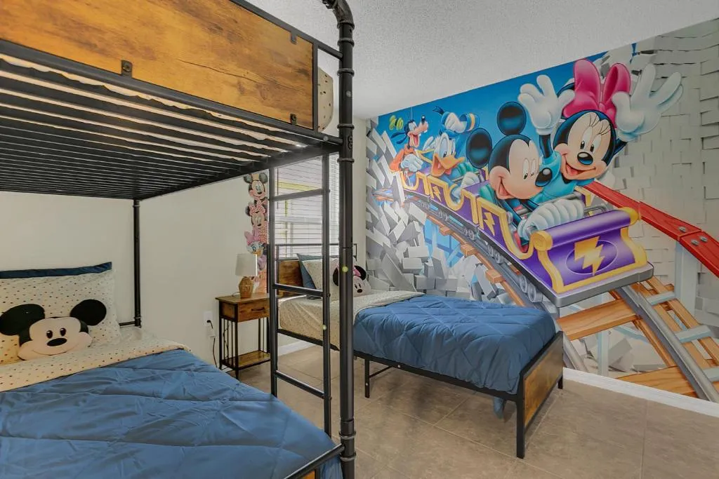 Disney-Themed Villa l Private Pool and Home Theatre