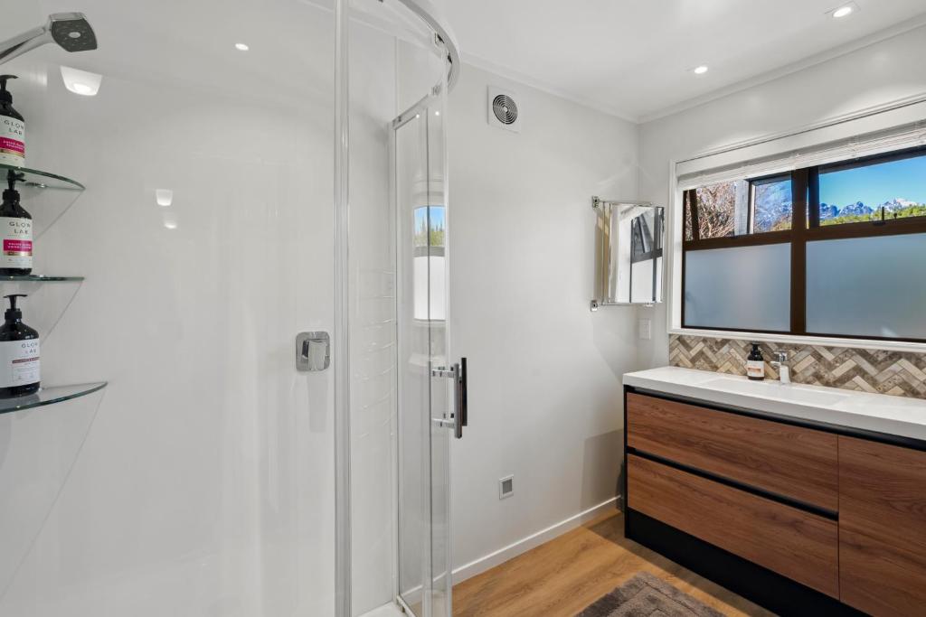 Sunset Lakehouse - Resim 8