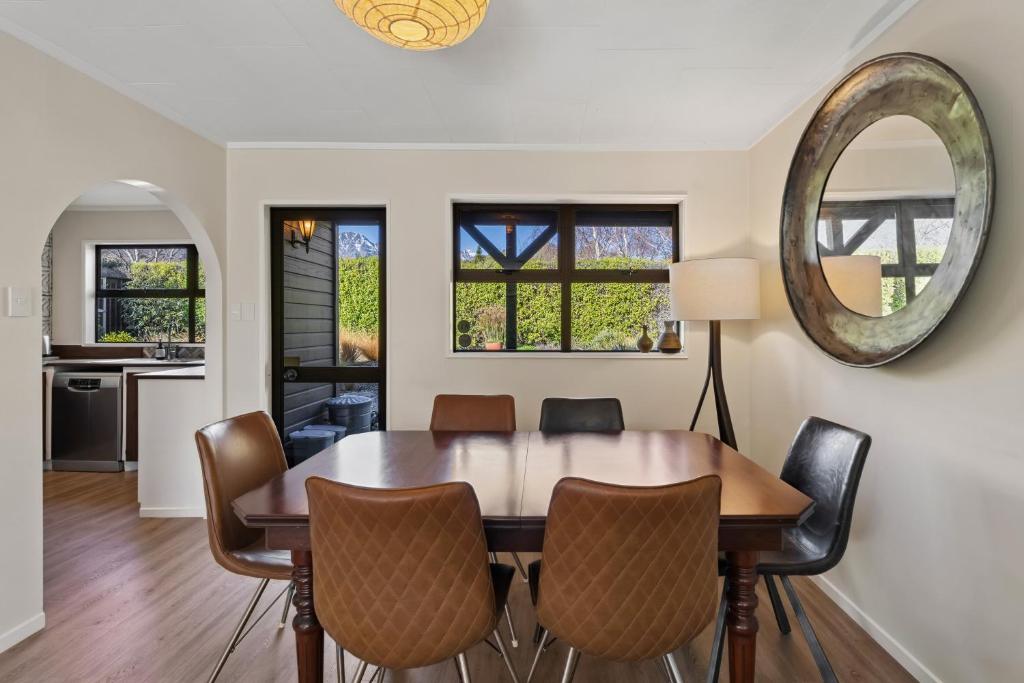 Sunset Lakehouse - Resim 21