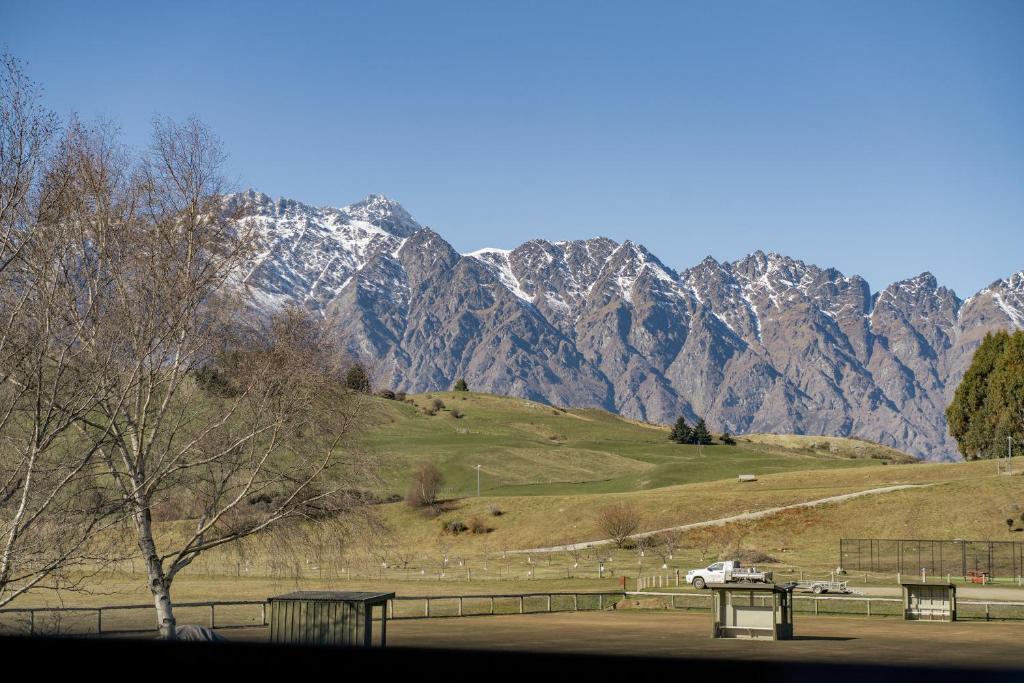 Sunset Lakehouse - Resim 10