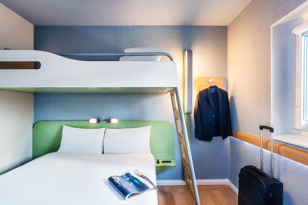 ibis budget Clermont Ferrand le Brezet Aeroport