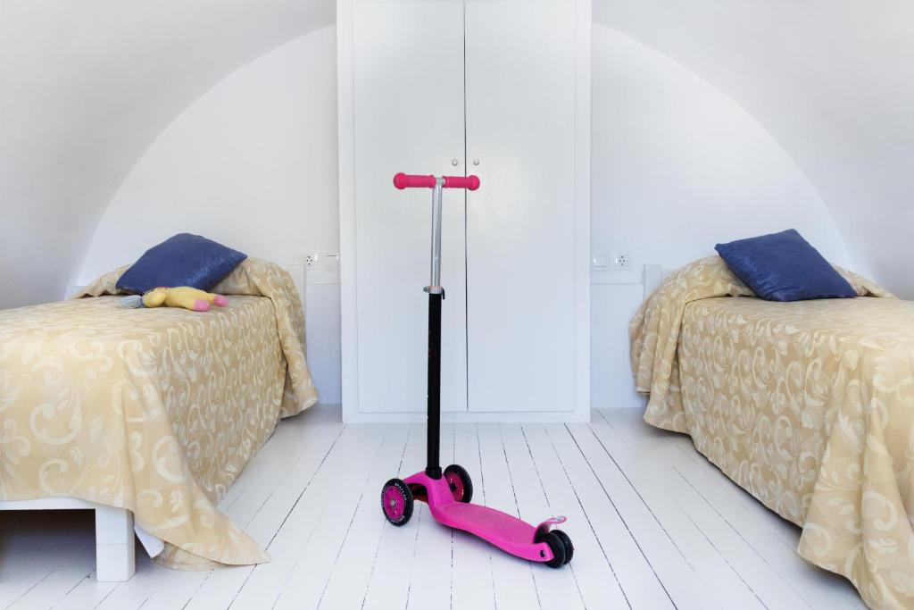 Studio (2 Adults)