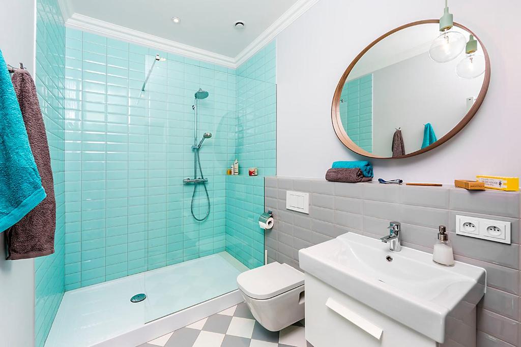 MINT Luxury Apartments at the Main Square - 2