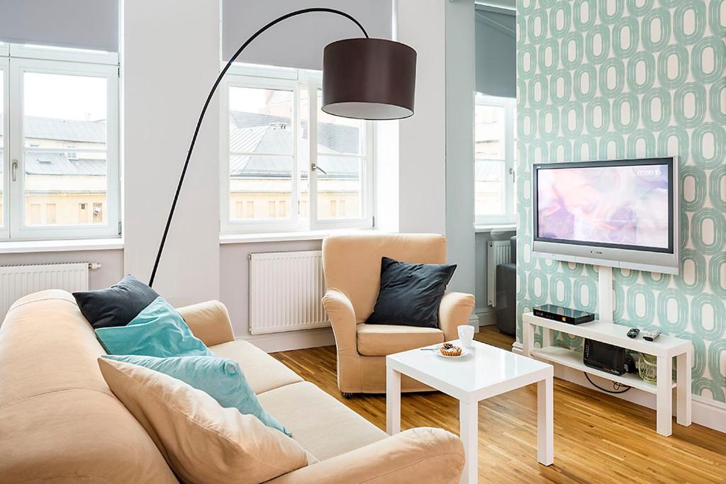 MINT Luxury Apartments at the Main Square - 6