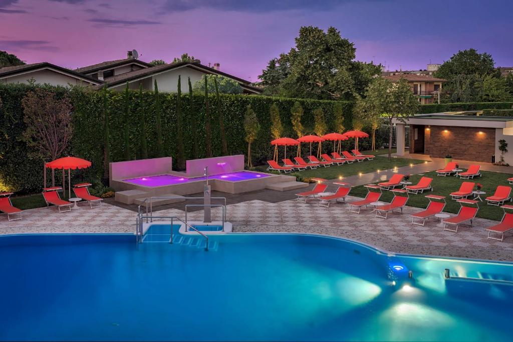 Bazén v ubytování Hotel Eliseo Terme nebo v jeho okolí