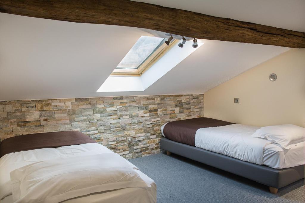 Logis Hotel Erreguina - Tradition Quadruple Room