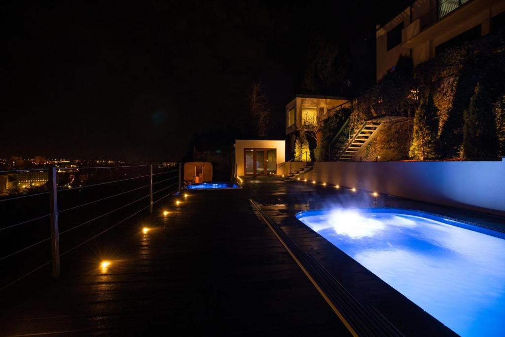 Airport Prague Luxury Apartment & Spa photo