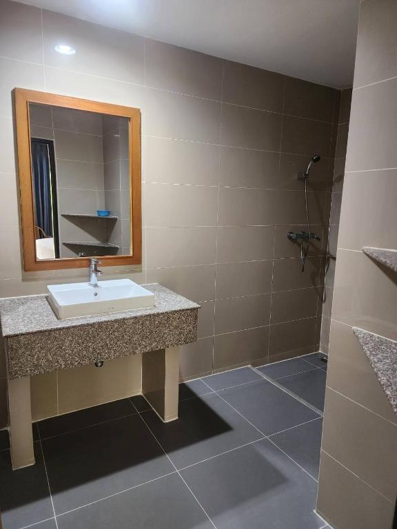 Amorn Inn Resort - Resim 6