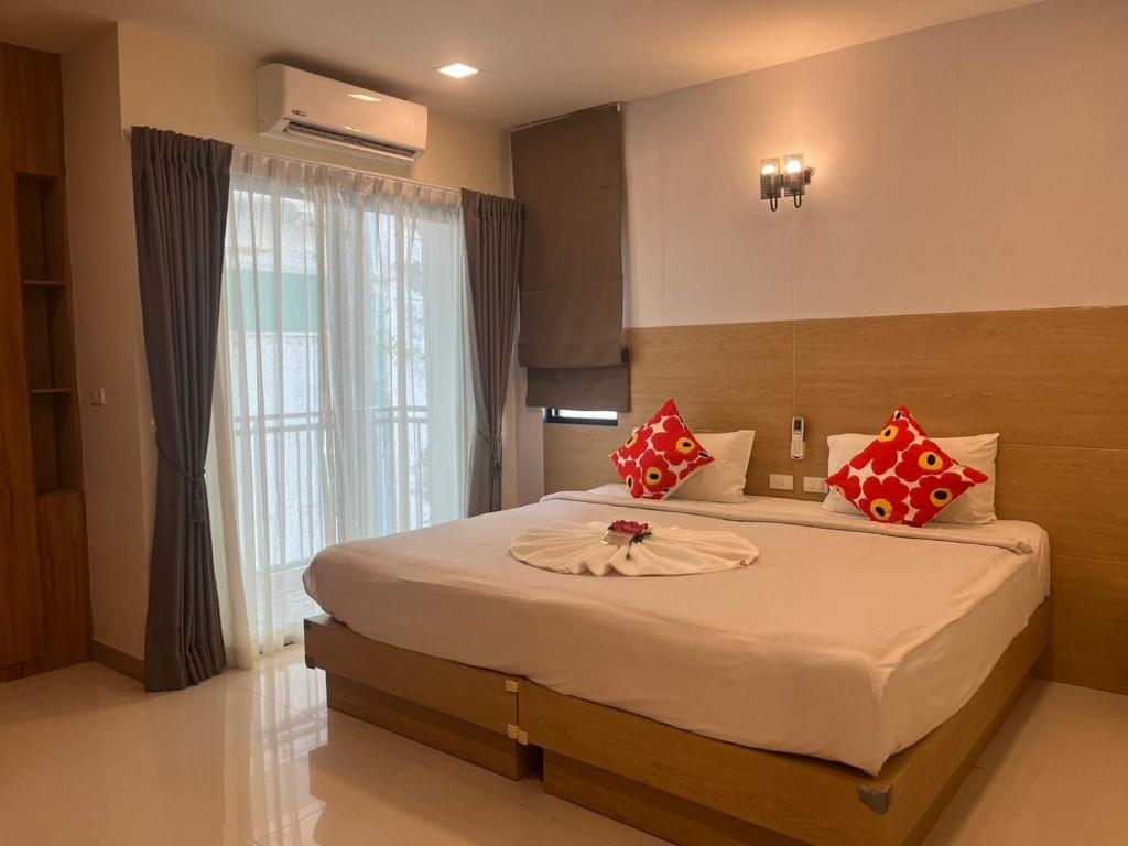 I AM O'TEL Patong - Resim 7