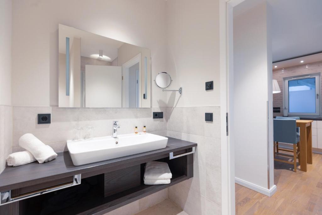 Maremüritz Yachthafen Resort - 4