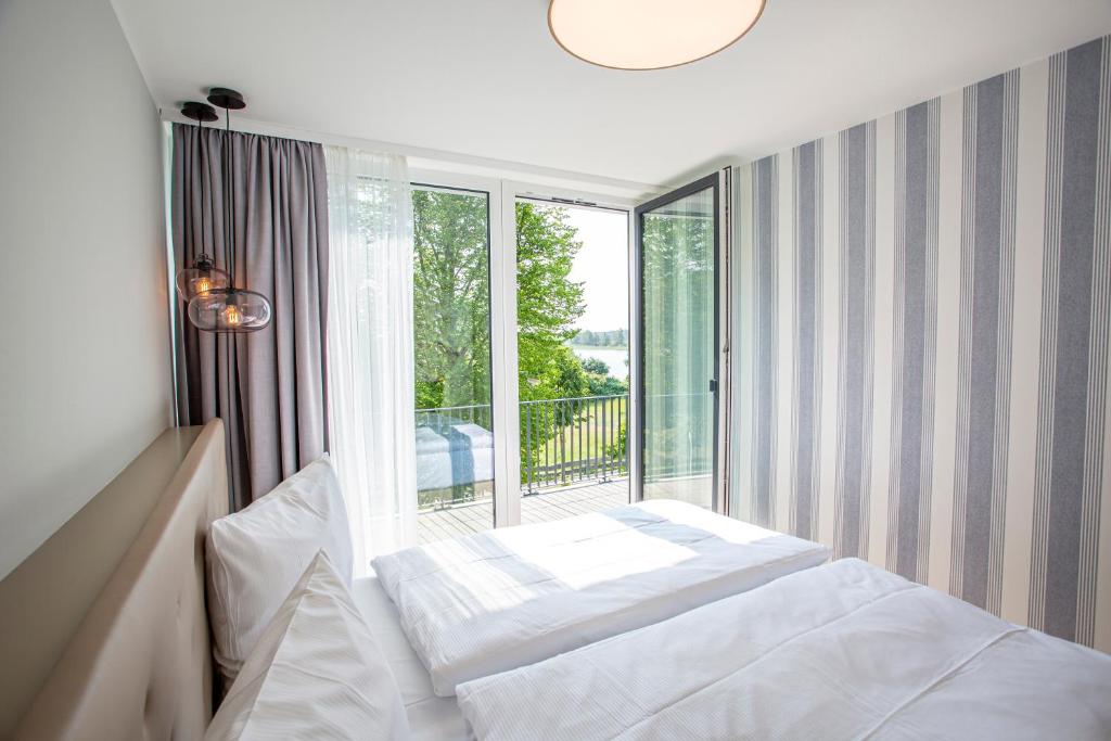 Maremüritz Yachthafen Resort - 11