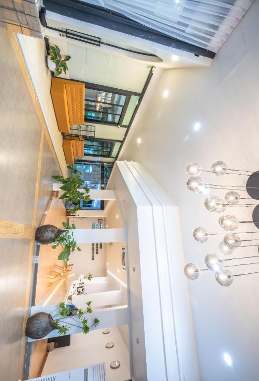 Blue Carina Hotel Phuket - Resim 3