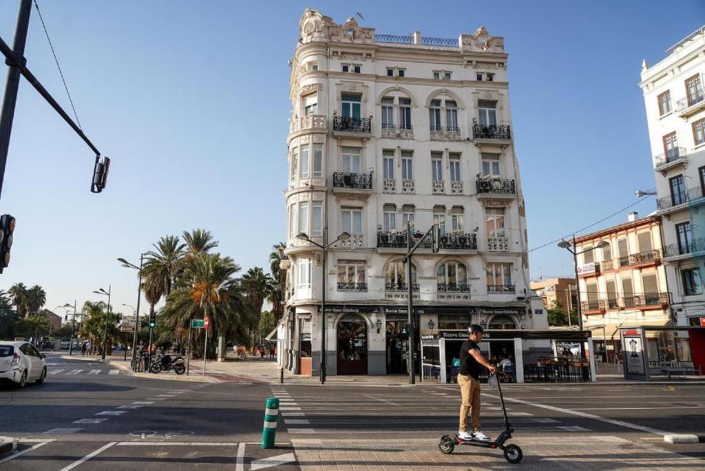 AmazINN Places Valencia Marina Real