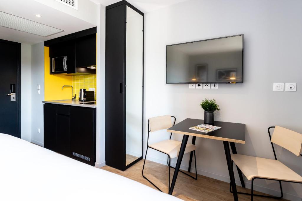 Staycity Aparthotels Bordeaux City Centre - Resim 43