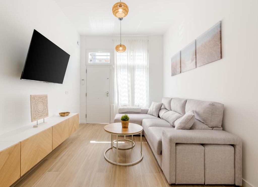 WintowinRentals Apartamento moderno y luminoso cerca de la playa de Huelin