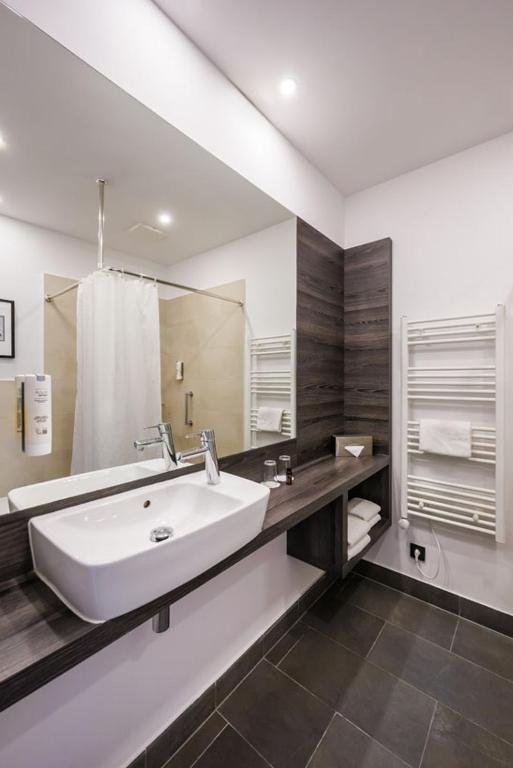 Airporthotel Berlin-Adlershof - Resim 30