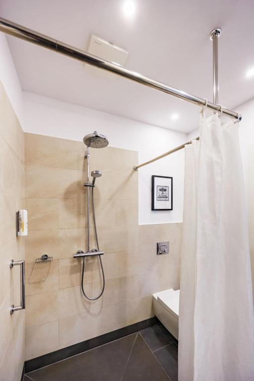 Airporthotel Berlin-Adlershof - Resim 33