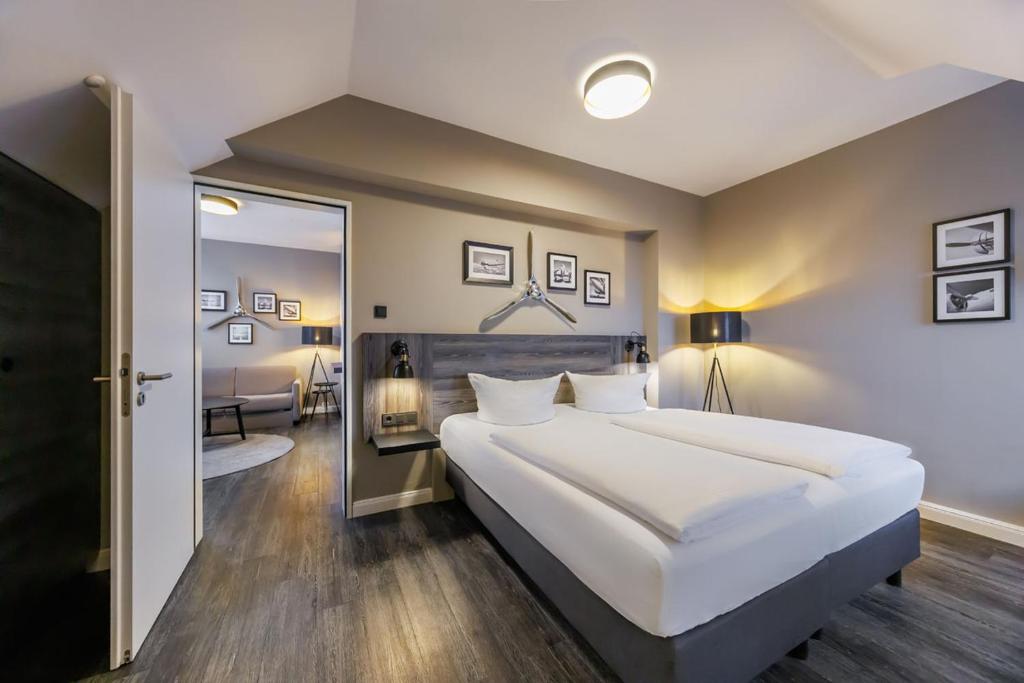 Airporthotel Berlin-Adlershof - Resim 41