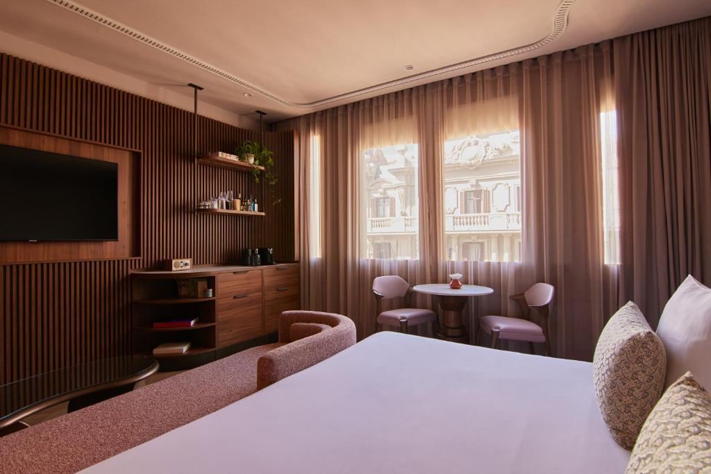 Grand Hotel Central, Small Luxury Hotels - Resim 44