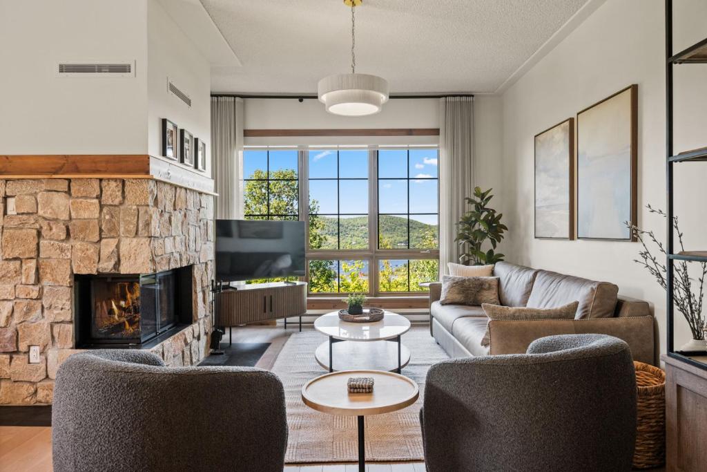Χώρος καθιστικού στο Tremblant Prestige - Equinoxe 150-1
