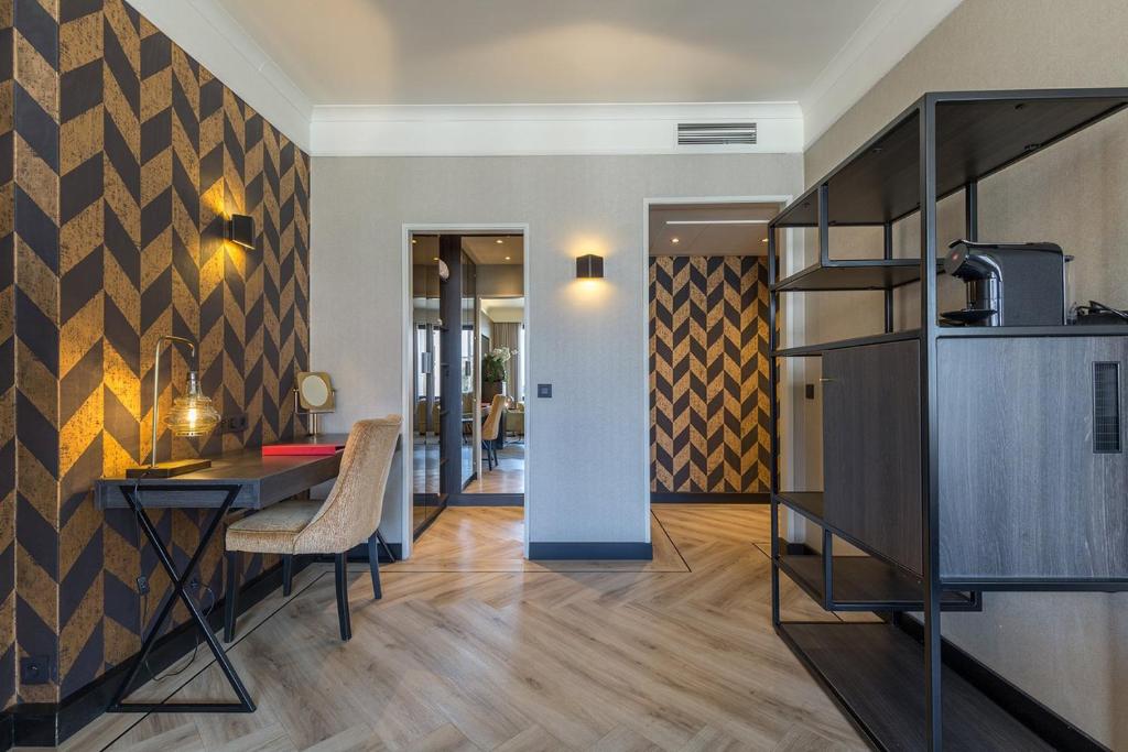 Leonardo Hotel Antwerp The Plaza - Resim 7