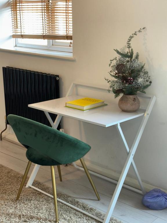 Φωτογραφία από το άλμπουμ του cozy delux bedroom in the heart of London στο Λονδίνο