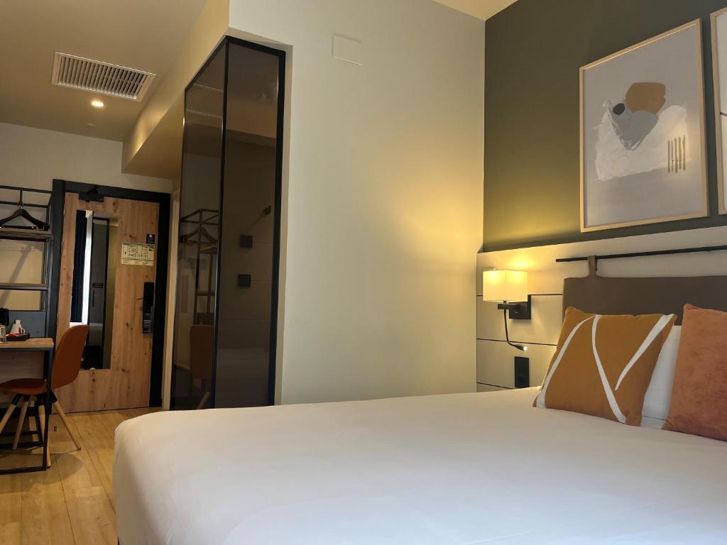 voco Bilbao - City by IHG - Resim 25