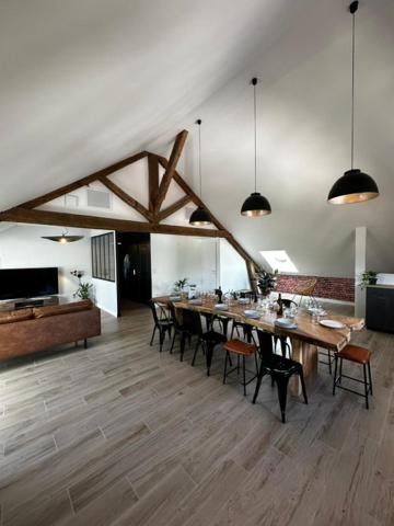 Η κουζίνα ή μικρή κουζίνα στο Le loft du Moulin Lèves-Chartres