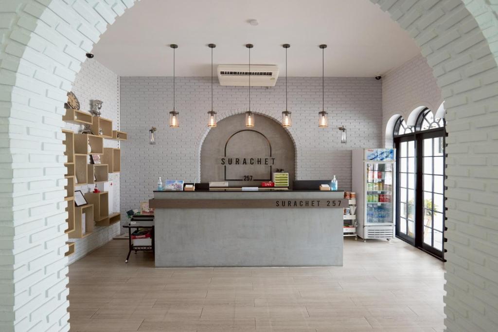 Surachet at 257 Boutique House - Resim 6