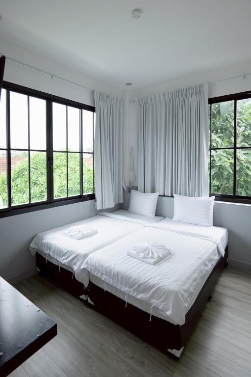 Surachet at 257 Boutique House - Resim 7