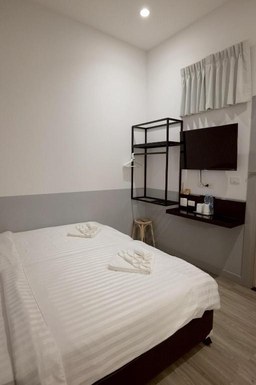 Surachet at 257 Boutique House - Resim 42