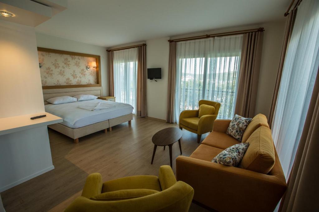 Clementin Suits Sigacık - Camera Doppia Deluxe Con Balcone E Vista Sul Mare