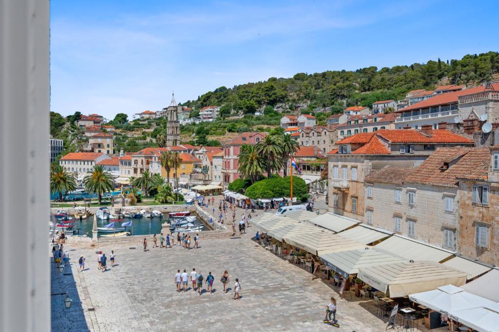Arsenal Suite Hvar