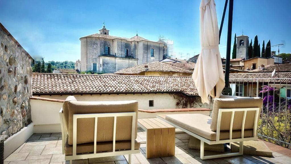 Φωτογραφία από το άλμπουμ του Borgo dei Sogni - Unique Loft - Lago di Garda σε San Felice del Benaco