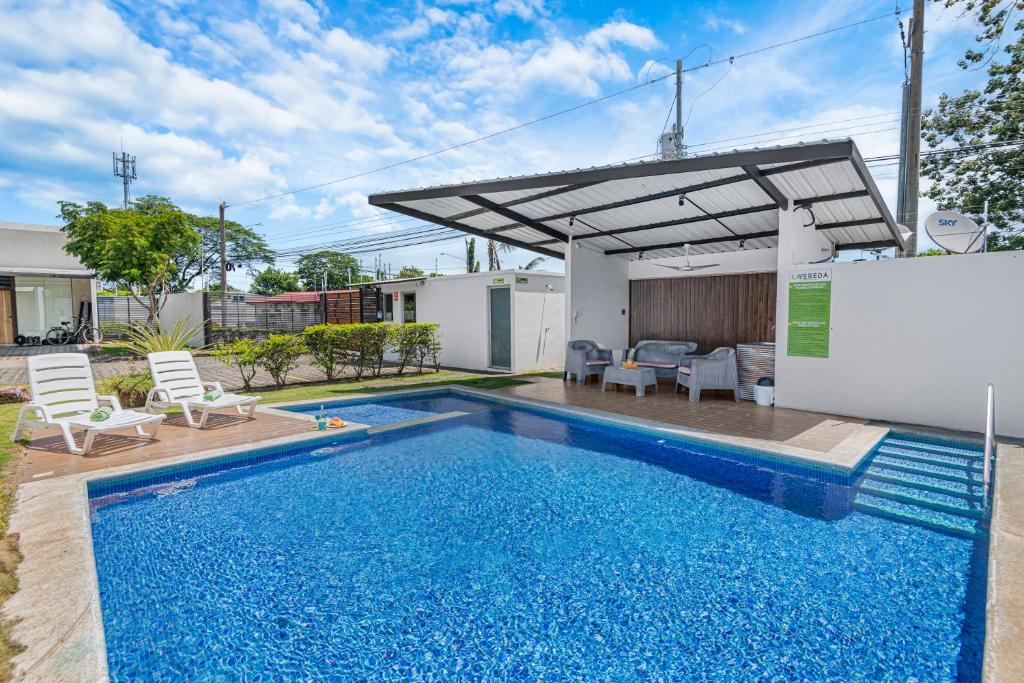 Πισίνα στο ή κοντά στο Jacó Condo 3 BR, Pool & families