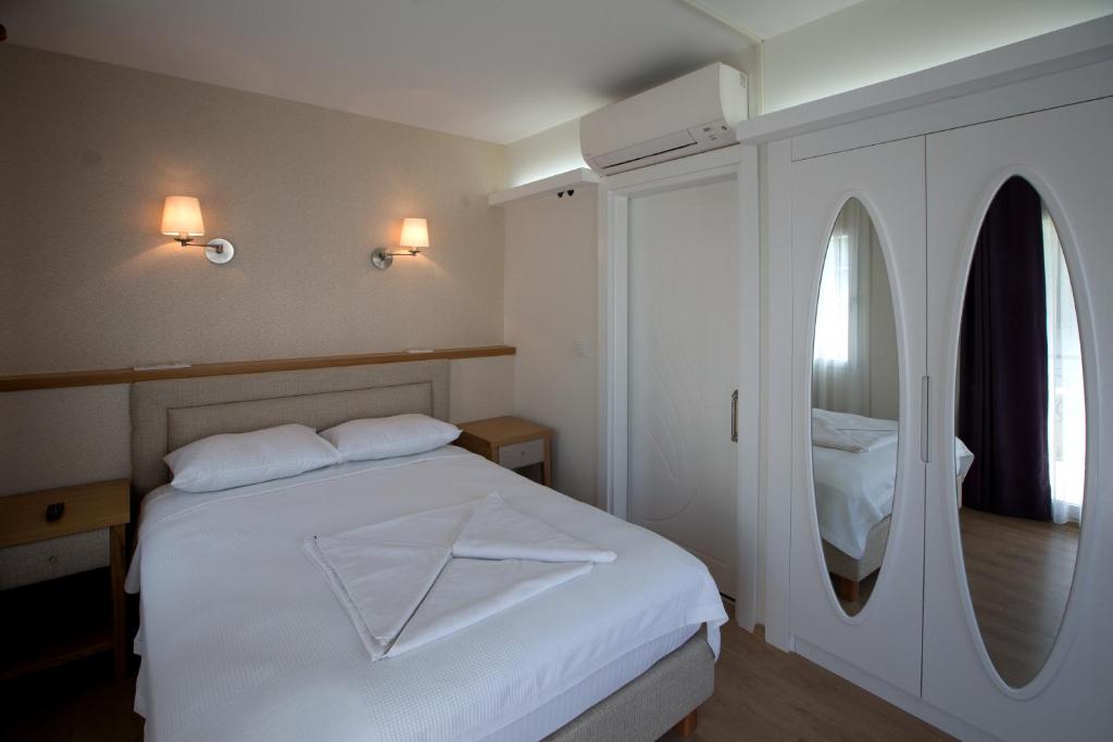 Clementin Suits Sigacık - Tripla Stanza Con Vista In Montagna