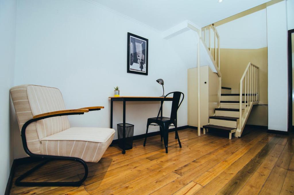 Posezení v ubytování La Joya Hostel