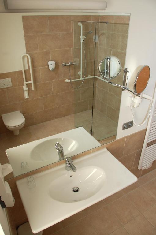 Kúpeľňa v ubytovaní Hotel Bräuwirt