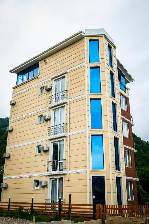 Budova, kde se hotel nachází