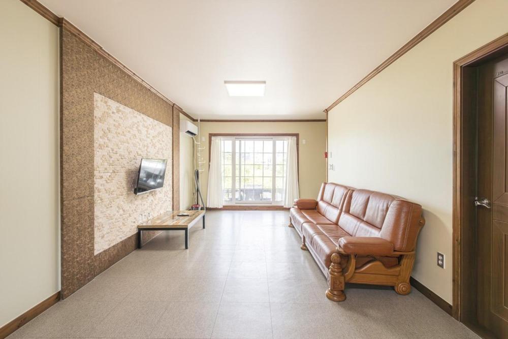 Santa Beach Pension - 