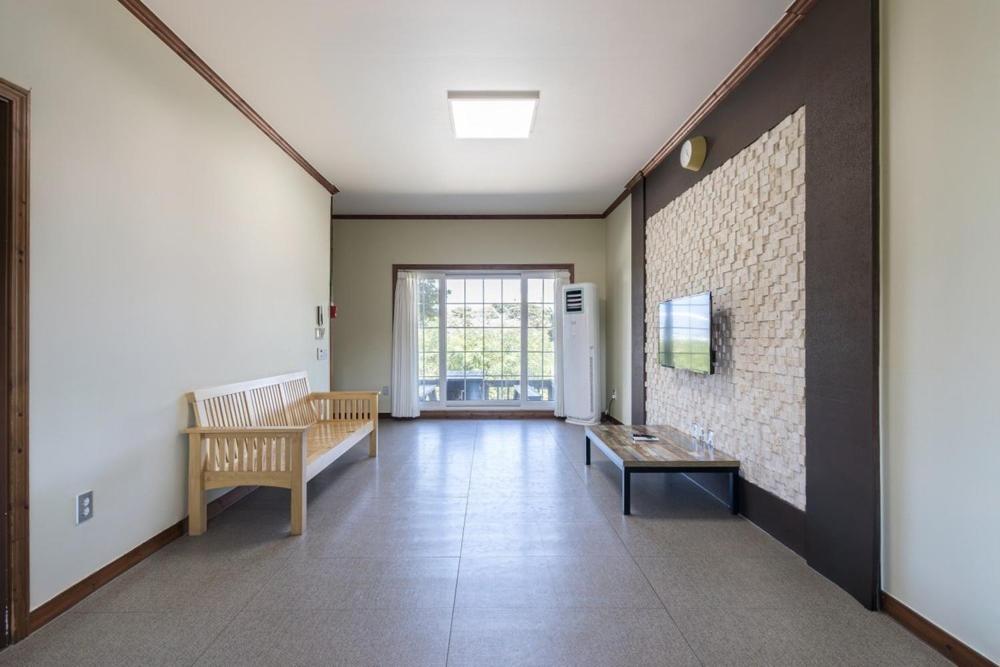 Santa Beach Pension - 