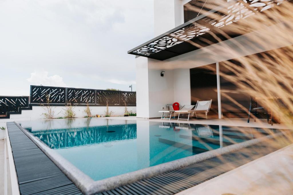 Πισίνα στο ή κοντά στο Le Calendule